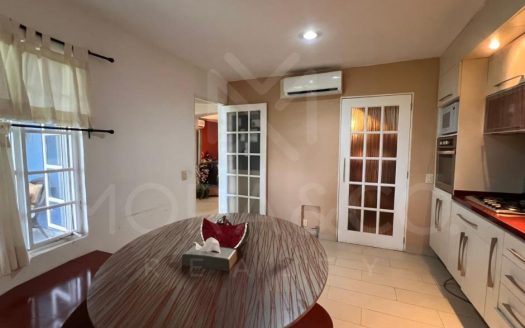 CASA EN VENTA EN PRIVADA CAPULINES  – CANCUN CENTRO