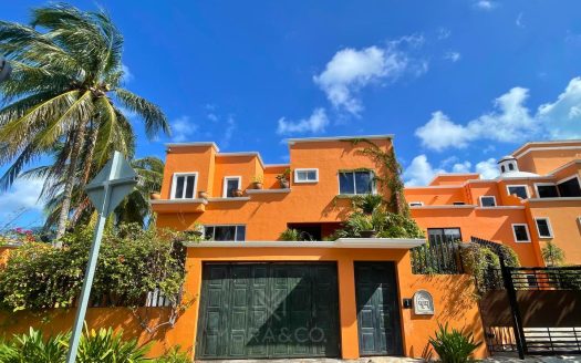 CASA EN VENTA ZONA HOTELERA VILLAS LAGUNA DEL MAR